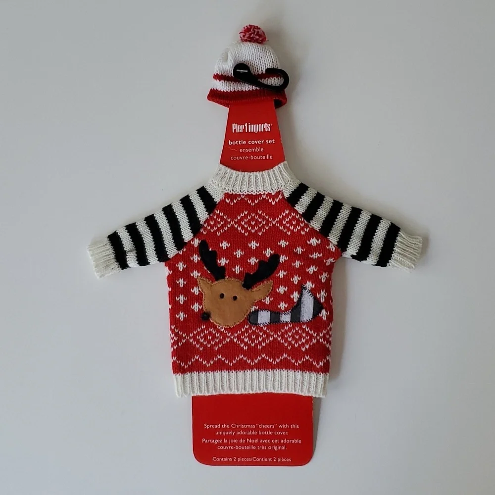 Pier 1 Imports Christmas Reindeer 2 Piece Bottle Cover Set NWT